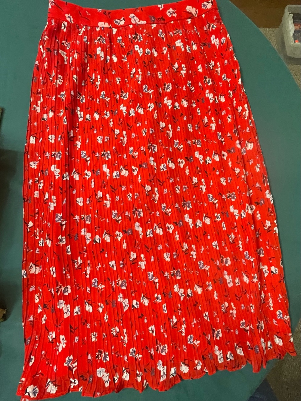 Ann Taylor Red Floral Accordion Pleated Midi Skirt | Plissé Flowy Skirt
